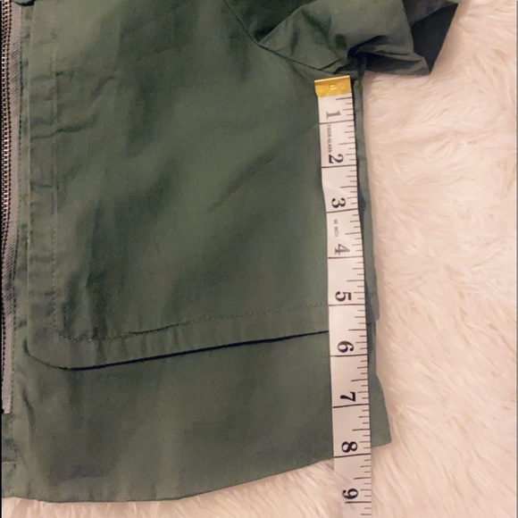 Short sleeve jacket - Picture 3 of 4